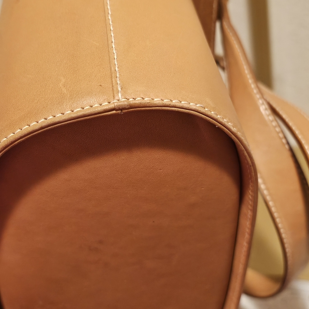 Salvatore Ferragamo Two Way Bag - Picture 9 of 15